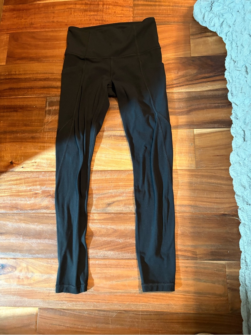 Athleta Salutation Stash Pocket Leggings Black XS Petite (1487)